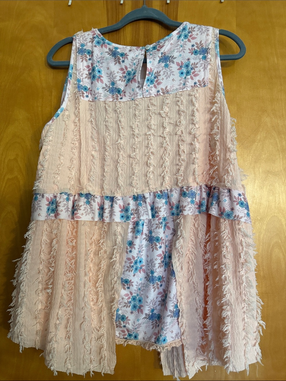 POL Peach and Blue Floral Top - Picture 3 of 3